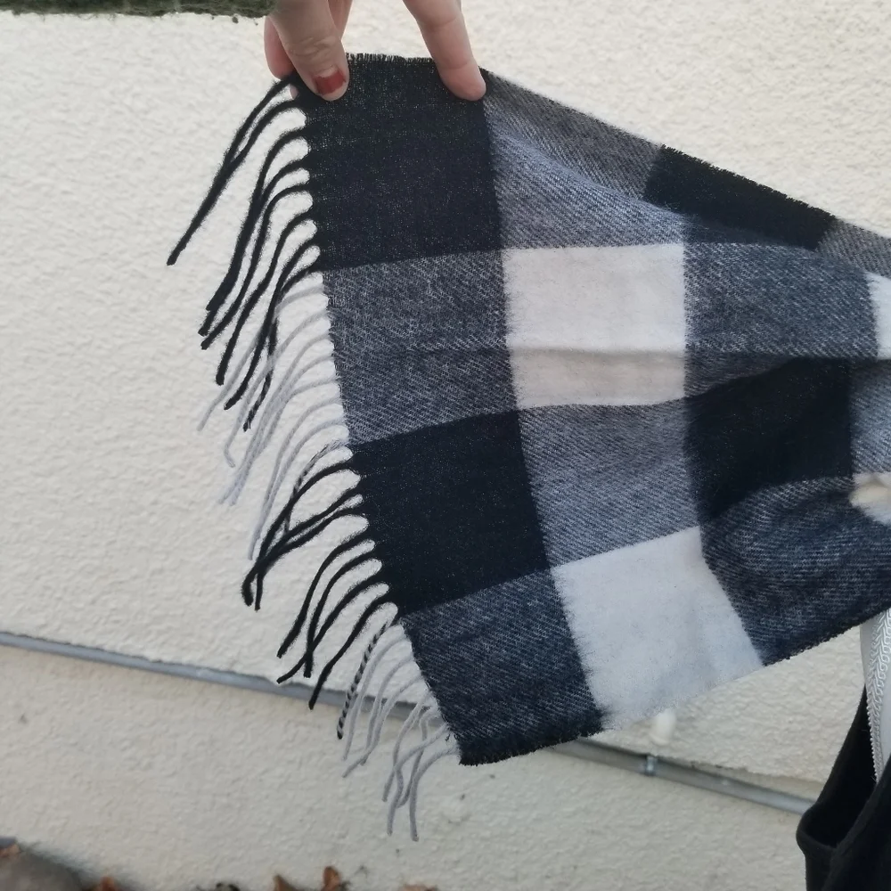 Patrick King black and white plaid lambswool scarf